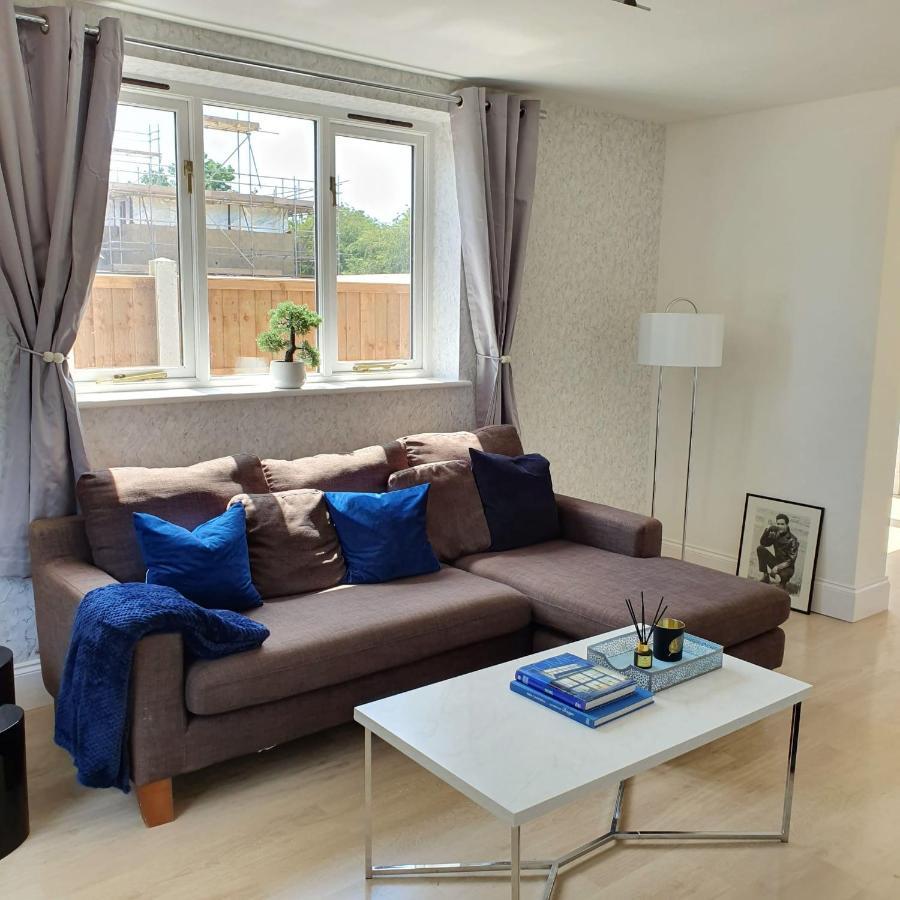 Spacious Beautiful And Warm Cottage With Parking Chelmsford Luaran gambar